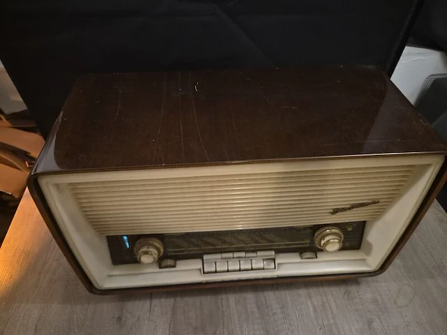 Vintage blaupunkt tafelradio – jaren 50 – werkend - afbeelding 8 van  10