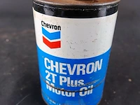 Vintage blik chevron 2t plus motorolie van 1 liter