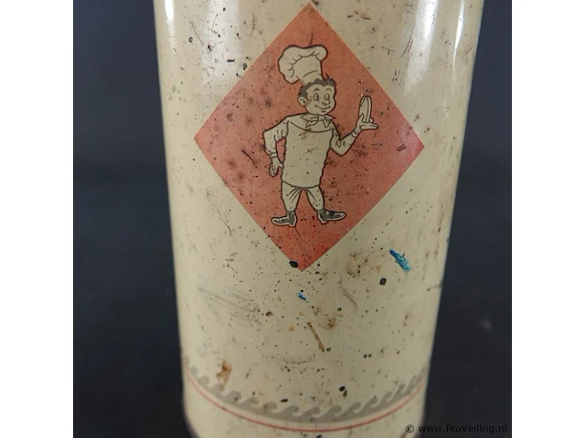 Vintage bolletje beschuitbus crème-wit blik met een rood deksel en een herkenbaar bakkersfiguurtje in een rode ruit - afbeelding 3 van  5