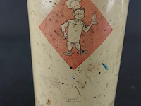 Vintage bolletje beschuitbus crème-wit blik met een rood deksel en een herkenbaar bakkersfiguurtje in een rode ruit - afbeelding 3 van  5