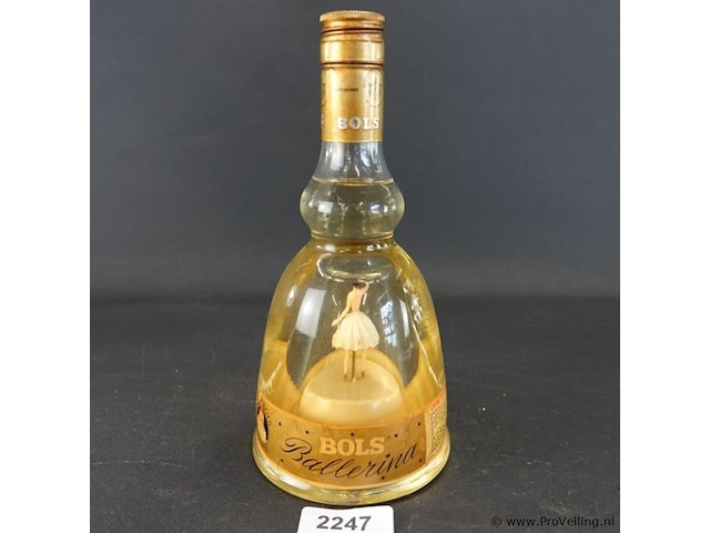 Vintage bols ballerina likeurfles met een ingebouwd muziekdoosje en een dansende ballerina - afbeelding 1 van  5