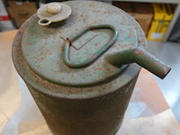 Vintage bp/pielkenrood metalen olie- of petroleumkan - afbeelding 3 van  6
