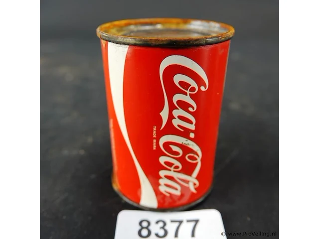 Vintage coca-cola blikals een spaarpot of blikje in retro-stijl - afbeelding 1 van  5
