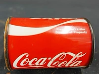 Vintage coca-cola blikals een spaarpot of blikje in retro-stijl - afbeelding 3 van  5