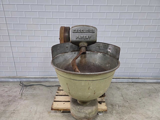 Vintage daub en verhoeven - deegkneder - afbeelding 1 van  9