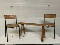 Vintage deocoratieve stoelen en bankje - afbeelding 1 van  6