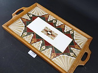 Vintage dienblad. bodem bestaat ui t 1 grote porseleinen tegel - afbeelding 2 van  5