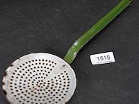 Vintage emaillen schuimspaan - afbeelding 1 van  5