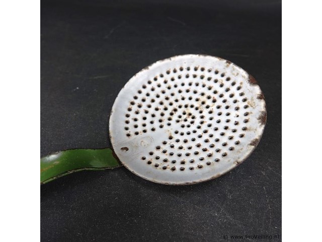 Vintage emaillen schuimspaan - afbeelding 5 van  5