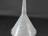 Vintage emaillen trechter - afbeelding 1 van  5