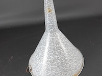 Vintage emaillen trechter - afbeelding 2 van  5