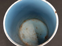 Vintage emaillen voorraadbus - afbeelding 4 van  5