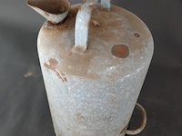 Vintage esso 5-liter petroleumkan van emaille met een grijze spikkelafwerking uit het midden van de 20e eeuw - afbeelding 5 van  6