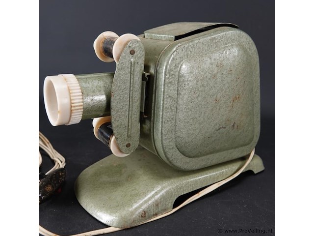 Vintage filmprojector - afbeelding 5 van  5