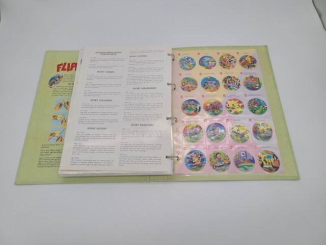 Vintage flippo collectie (twee originele, gevulde mappen) - afbeelding 28 van  37