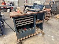 Vintage gereedschapswagen met inhoud - afbeelding 1 van  9