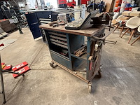 Vintage gereedschapswagen met inhoud - afbeelding 2 van  9