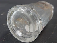 Vintage glazen frisdrankfles van de toby limonadefabriek uit het nederlandse oosterbeek - afbeelding 5 van  5