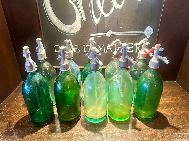 Vintage glazen sodafles (10x) - afbeelding 1 van  3