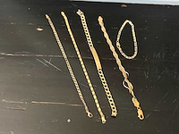 Vintage goudkleurige armbanden en schakelarmbanden - 7 delig