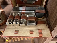 Vintage grooming kits - afbeelding 4 van  4
