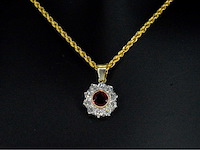 Vintage hanger met robijn en oud geslepen diamanten - afbeelding 1 van  7