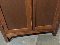 Vintage houten 2-deurs kastje - afbeelding 2 van  4