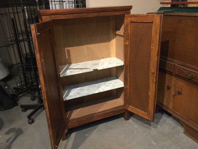 Vintage houten 2-deurs kastje - afbeelding 4 van  4