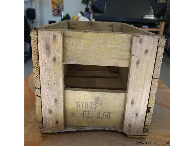 Vintage houten bierkrat van het merk bavaria uit lieshout, vermoedelijk afkomstig uit de jaren 1950 of 1960 - afbeelding 3 van  6