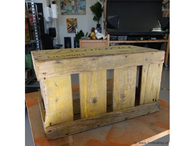 Vintage houten bierkrat van het merk bavaria uit lieshout, vermoedelijk afkomstig uit de jaren 1950 of 1960 - afbeelding 6 van  6