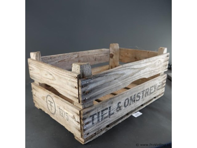 Vintage houten fruitkist - afbeelding 1 van  5