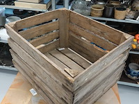 Vintage houten fruitkist - afbeelding 2 van  5