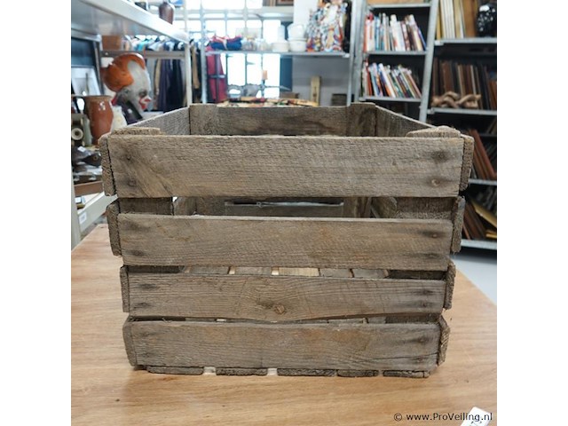 Vintage houten fruitkrat - afbeelding 4 van  5