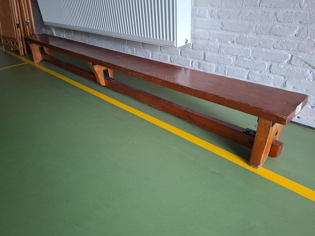 Vintage houten gymbank - afbeelding 1 van  4