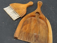 Vintage houten schuier met borstel - afbeelding 3 van  5