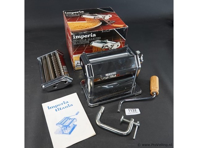 Vintage imperia noodle making machine in oorspronkelijke verpakking. - afbeelding 3 van  5