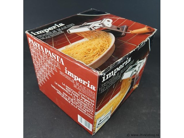 Vintage imperia noodle making machine in oorspronkelijke verpakking. - afbeelding 4 van  5