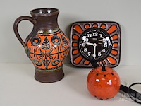 Vintage items - afbeelding 1 van  8