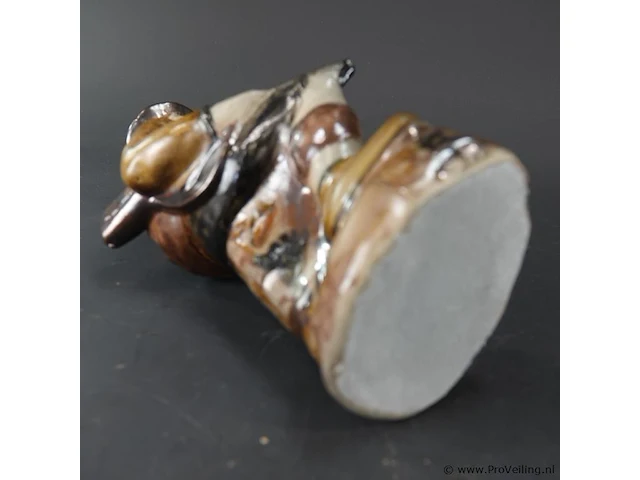 Vintage keramisch beeld van een jager in italiaans capodimonte-stijl - afbeelding 5 van  5