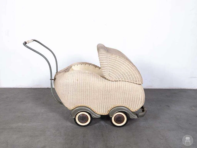 Vintage kinderwagen - afbeelding 2 van  7