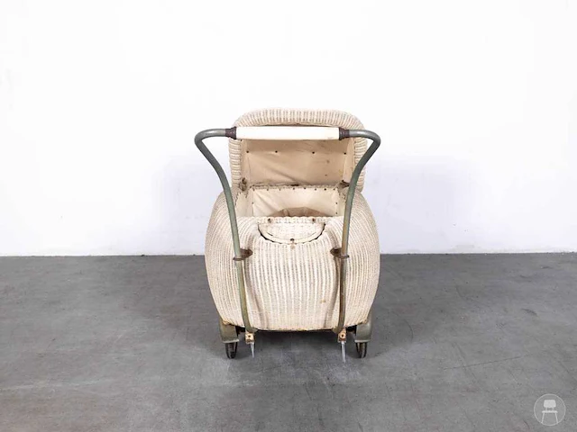 Vintage kinderwagen - afbeelding 5 van  7