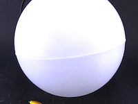 Vintage kunststof bollamp - afbeelding 1 van  4