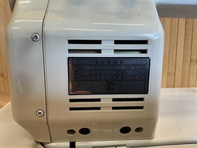 Vintage “lady 2000” naaimachine - afbeelding 6 van  11
