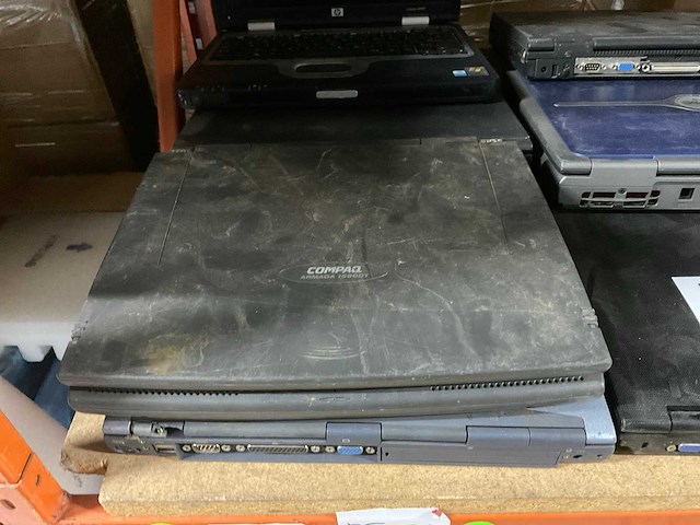 Vintage laptops (12x) - afbeelding 3 van  7