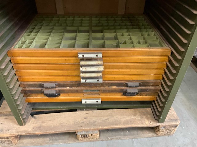 Vintage letterkast - afbeelding 8 van  13