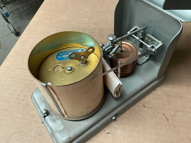 Vintage marine barograaf - afbeelding 6 van  7
