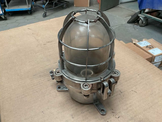 Vintage marine explosion proof lamp - afbeelding 3 van  5