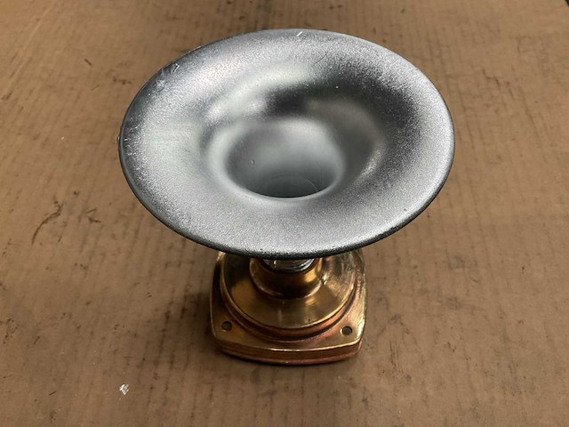 Vintage marine horn - afbeelding 2 van  5