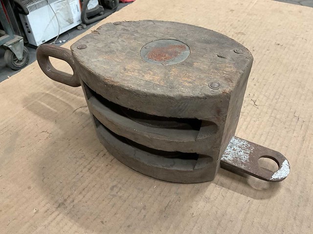 Vintage marine katrolblok - afbeelding 1 van  5