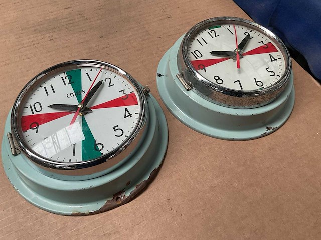 Vintage marine klok (2x) - afbeelding 1 van  1